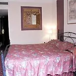 Schtak Hotel