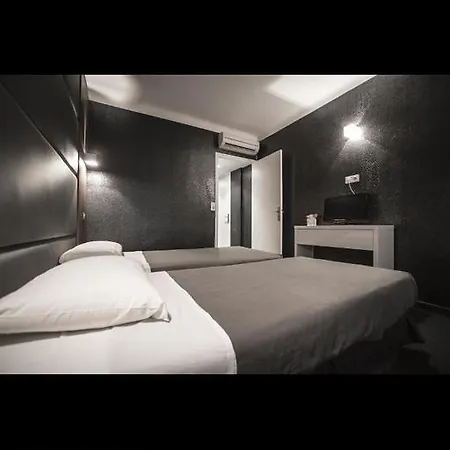 Schtak 3* Cannes