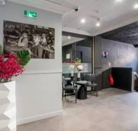 Schtak Hotel