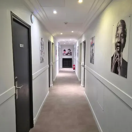 Schtak Hotel Cannes