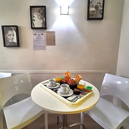 Hotel Schtak Cannes