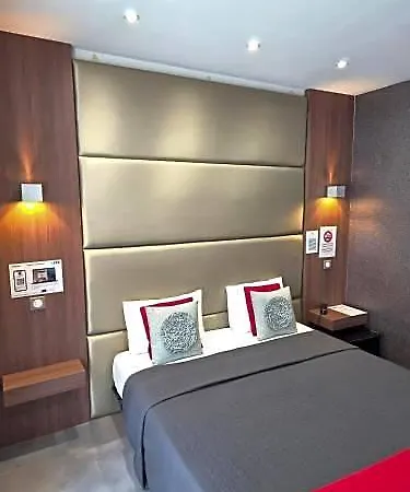 Schtak Hotel 3*