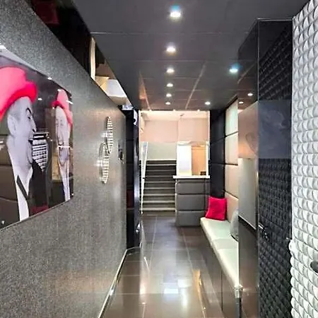Schtak Hotel