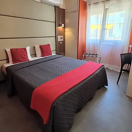 Hotel Schtak 3*