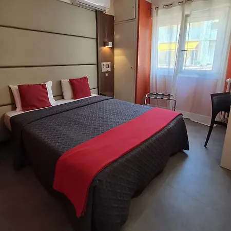Schtak Hotel 3*