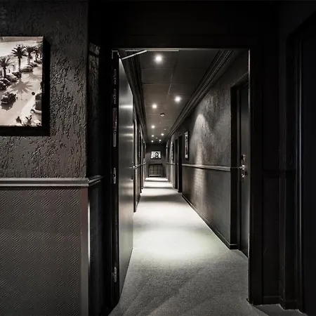 Schtak Hotel